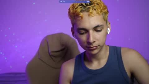 Snapshot of archi_love chatting on October 3, 11:02 pm ARCHIBALDO online show from October 3, 11:02 pm