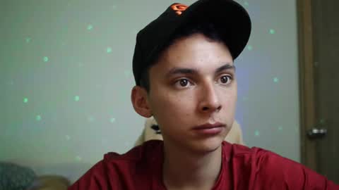 Snapshot of archi_love chatting on February 5, 4:06 am ARCHIBALDO online show from February 5, 4:06 am