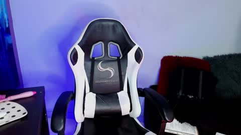 Snapshot of ardat_lili69 chatting on January 31, 1:34 pm Ardat lili69 online show from January 31, 1:34 pm