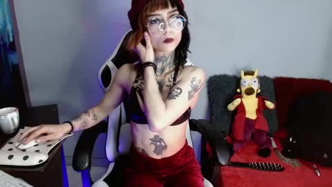 Snapshot of ardat_lili69 chatting on February 10, 12:50 pm Ardat lili69 online show from February 10, 12:50 pm