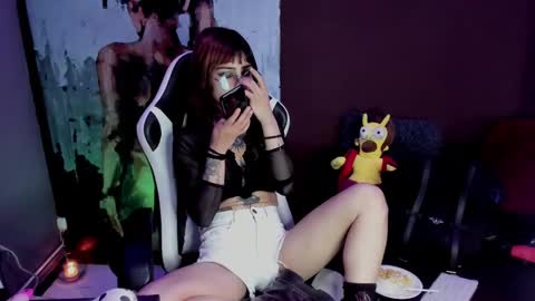 Snapshot of ardat_lili69 chatting on February 21, 1:55 pm Ardat lili69 online show from February 21, 1:55 pm