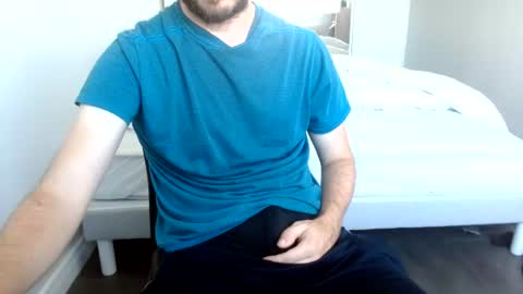 Snapshot of arekusan6 chatting on June 22, 5:43 pm Arek online show from June 22, 5:43 pm