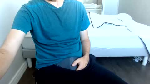 Snapshot of arekusan6 chatting on July 6, 5:48 pm Arek online show from July 6, 5:48 pm