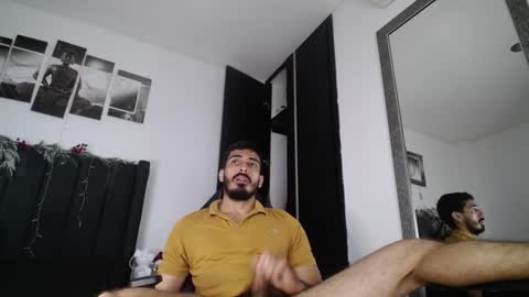 Snapshot of ares_xxxx chatting on December 8, 3:45 pm ARES online show from December 8, 3:45 pm