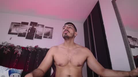 Snapshot of ares_xxxx chatting on December 20, 11:54 am ARES online show from December 20, 11:54 am