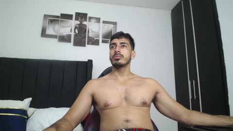 Snapshot of ares_xxxx chatting on February 8, 11:44 am ARES online show from February 8, 11:44 am