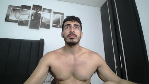 Snapshot of ares_xxxx chatting on February 13, 5:22 pm ARES online show from February 13, 5:22 pm