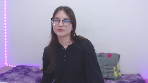 Ahri James online show from September 26, 9:35 am