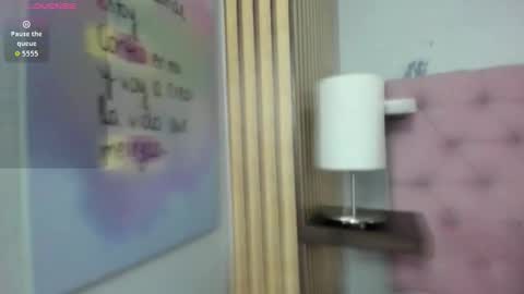 Snapshot of aria__monroe chatting on February 27, 11:43 am aria__monroe online show from February 27, 11:43 am