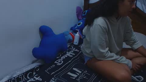 Snapshot of aria_arthur chatting on October 1, 10:43 am aria_arthur online show from October 1, 10:43 am