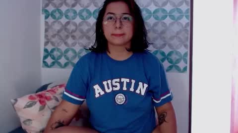 Snapshot of aria_bronw chatting on September 14, 2:05 pm AriaBronw online show from September 14, 2:05 pm