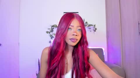 Snapshot of aria_brown_19 chatting on September 15, 7:47 pm    ARIA    online show from September 15, 7:47 pm