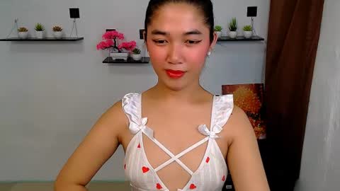 Snapshot of aria_fucks chatting on July 24, 1:47 am ARIA online show from July 24, 1:47 am