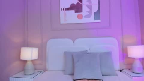 Snapshot of aria_greco chatting on September 17, 2:57 am Aria  online show from September 17, 2:57 am