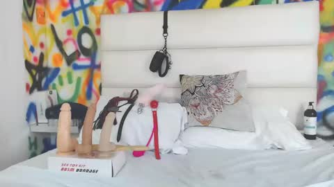 aria online show from January 31, 3:00 pm