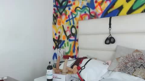 aria online show from March 10, 6:34 pm