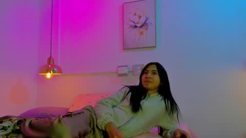 Snapshot of aria_millers1 chatting on April 20, 11:02 am aria_millers1 online show from April 20, 11:02 am