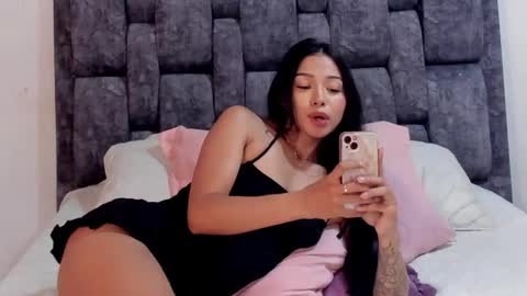 Snapshot of aria_rouge chatting on February 3, 8:47 pm aria online show from February 3, 8:47 pm