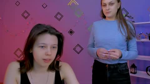 aria_wild_ online show from April 13, 6:35 pm