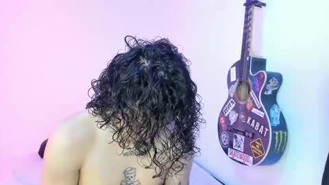 Snapshot of aria_x_orien chatting on February 9, 2:43 pm Aria and Orien online show from February 9, 2:43 pm