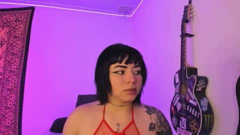 Aria and Orien online show from March 11, 2:34 pm