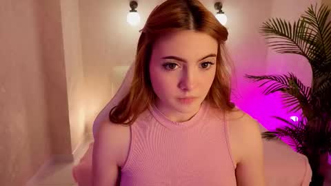 Snapshot of ariabishop chatting on November 20, 8:47 am Daniela online show from November 20, 8:47 am