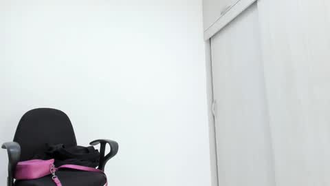 ariacoral online show from February 11, 3:39 pm