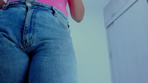 ariacoral online show from April 12, 1:16 pm