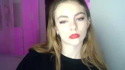 AriaCreazy online show from December 12, 4:32 pm