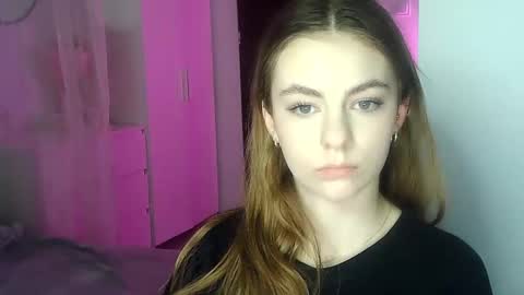 AriaCreazy online show from December 14, 3:25 pm