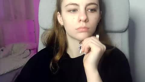 AriaCreazy online show from February 4, 9:20 pm