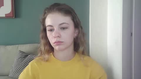 AriaCreazy online show from September 15, 6:35 am