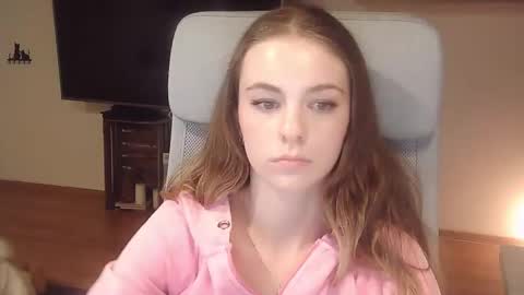 AriaCreazy online show from October 29, 9:27 pm