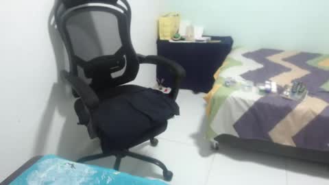 ...Ariana... online show from March 23, 5:28 pm