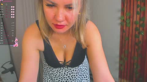 ariaeven online show from May 30, 3:14 am
