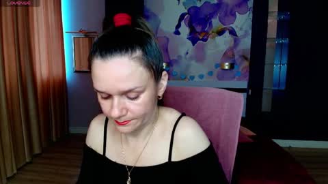 AriaGray online show from April 4, 6:55 am