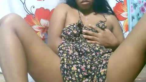 ariah13 online show from February 1, 5:17 am