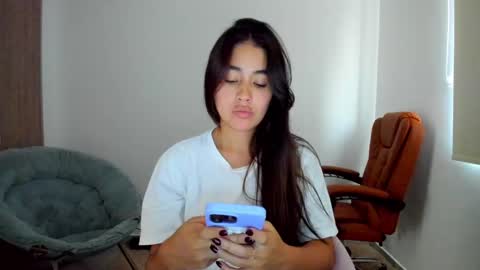 Aria Montgomery online show from February 17, 7:42 pm