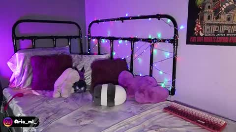      online show from March 13, 12:45 pm