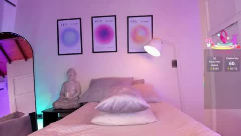 Aria online show from September 18, 8:00 pm