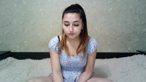 Snapshot of ariana_bad_girl chatting on December 2, 3:58 pm ariana_bad_girl online show from December 2, 3:58 pm