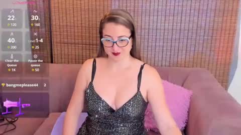 Ariana Cruz online show from December 28, 1:17 pm