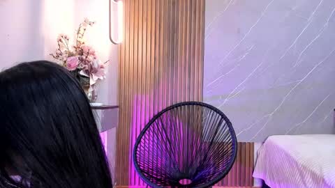 Ariana online show from February 22, 12:40 pm