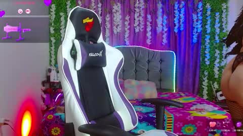 Ariana online show from October 29, 3:47 pm