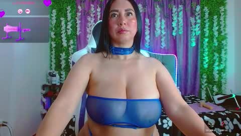 Ariana online show from November 8, 5:12 pm