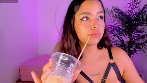 Ariana  online show from July 7, 3:49 pm