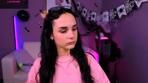 ariana_ross7 online show from October 25, 7:08 pm