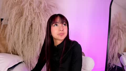 Ariana  online show from January 9, 3:44 pm