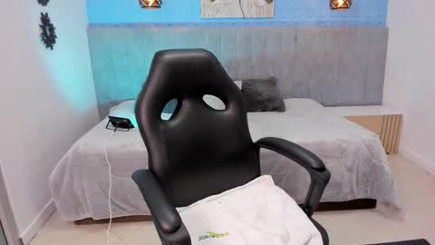 Ariana online show from February 19, 2:29 am