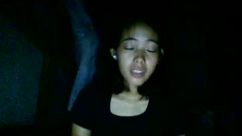 Snapshot of ariana_sweet25 chatting on January 12, 8:14 pm ariana_sweet25 online show from January 12, 8:14 pm